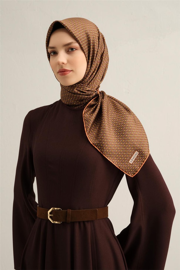 Armine Çiçek Desenli Saf İpek Twill Eşarp 9307 80