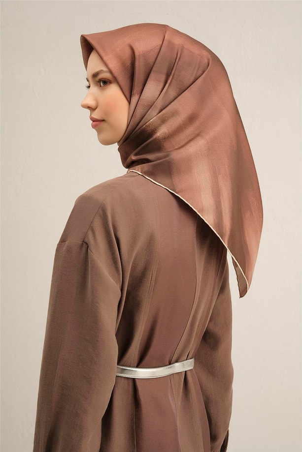 Armine Geometrik Desenli Saf İpek Twill Eşarp 9308 36