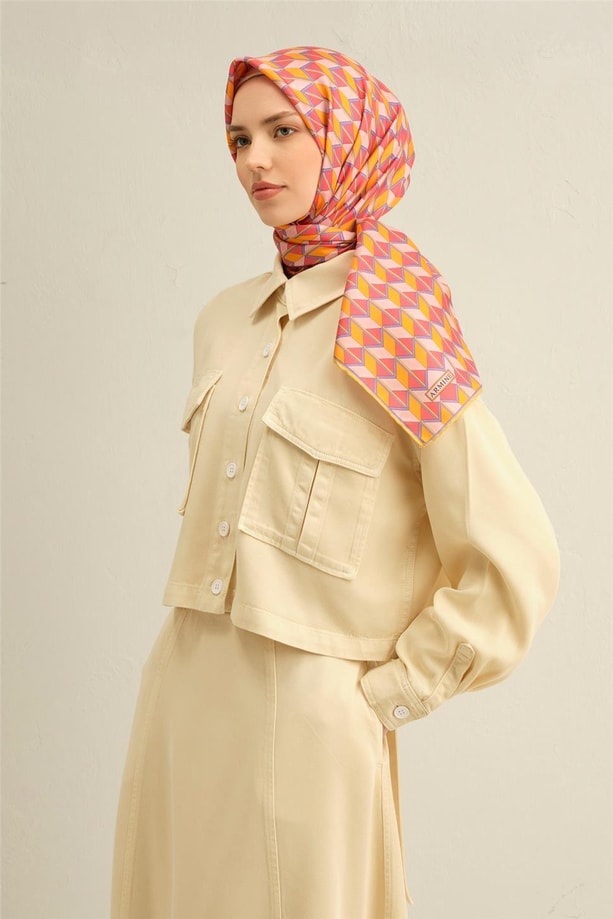 Armine Obje Desenli Saf İpek Twill Eşarp 9309 81