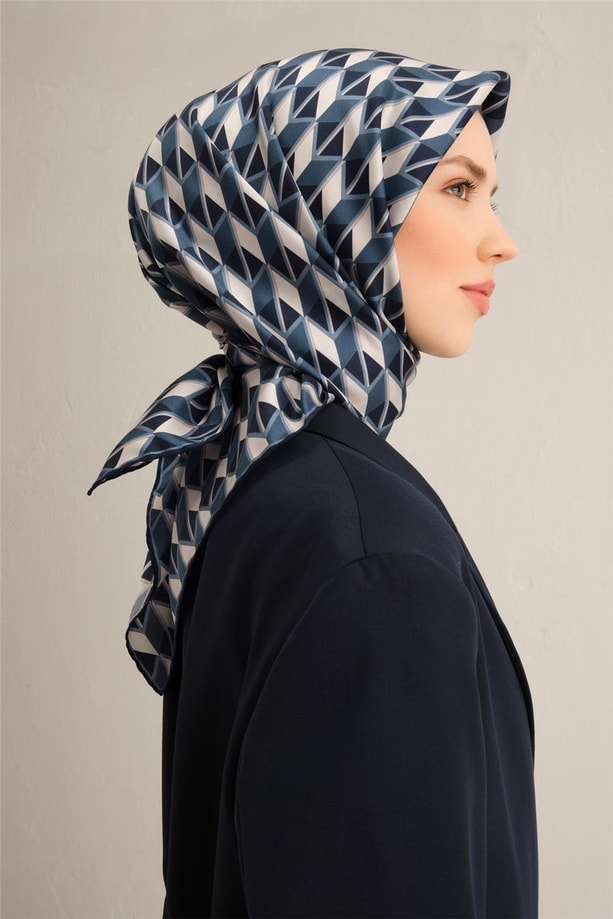 Armine Obje Desenli Saf İpek Twill Eşarp 9309 87
