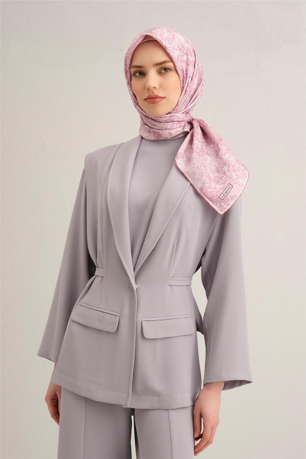 Armine Çiçek Desenli Saf İpek Twill Eşarp 9311 01
