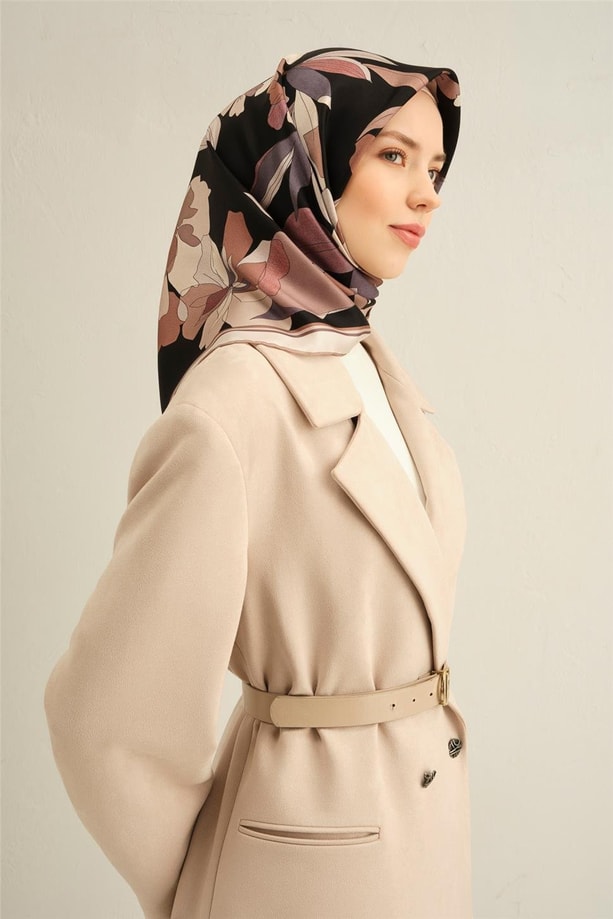 Armine Çiçek Desenli Saf İpek Twill Eşarp 9312 07