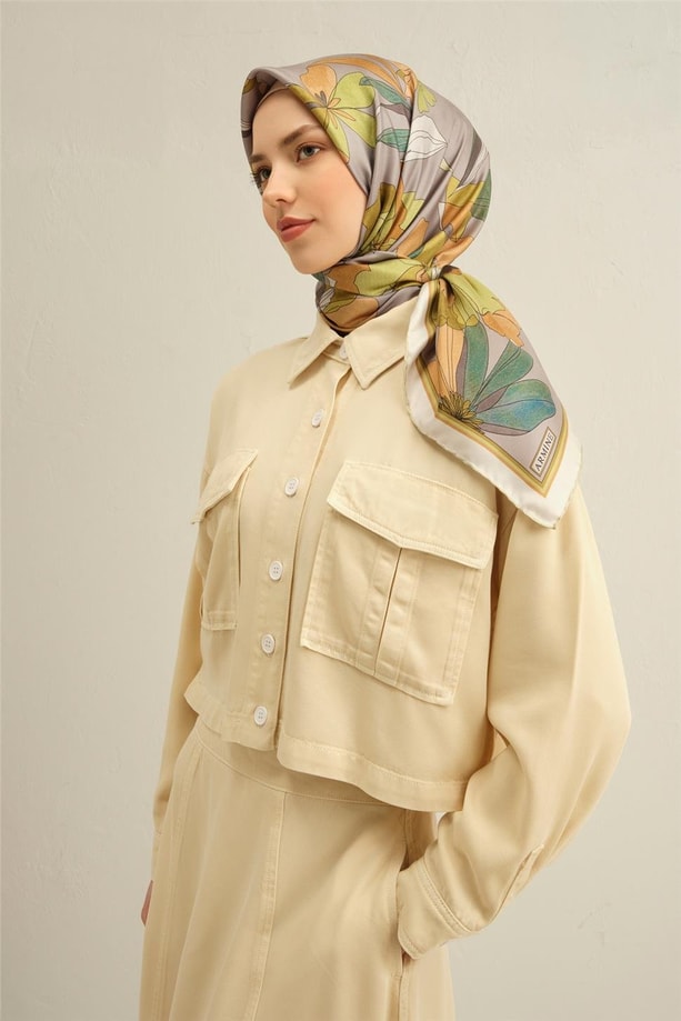 Armine Çiçek Desenli Saf İpek Twill Eşarp 9312 55