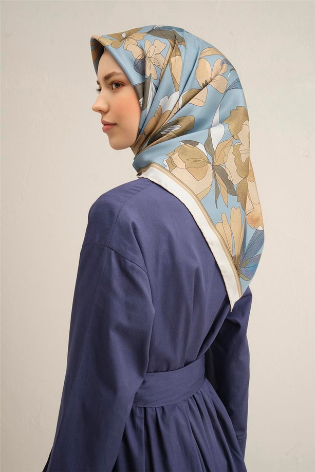 Armine Çiçek Desenli Saf İpek Twill Eşarp 9312 56