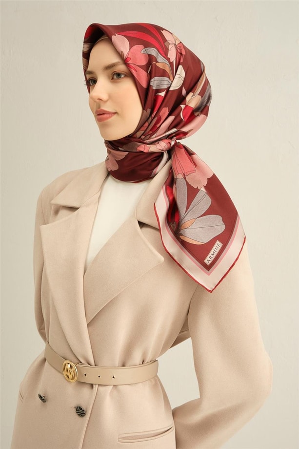 Armine Çiçek Desenli Saf İpek Twill Eşarp 9312 85