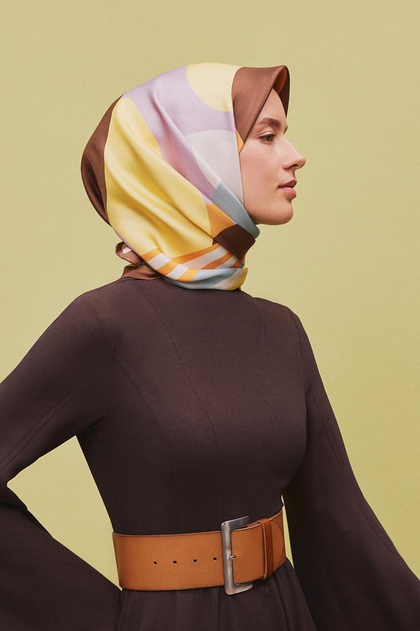 Armine Çiçek Desenli Saf İpek Twill Eşarp 9313 81