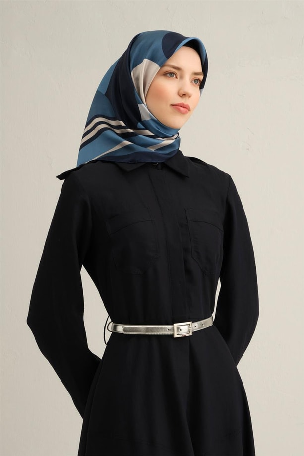 Armine Çiçek Desenli Saf İpek Twill Eşarp 9313 86