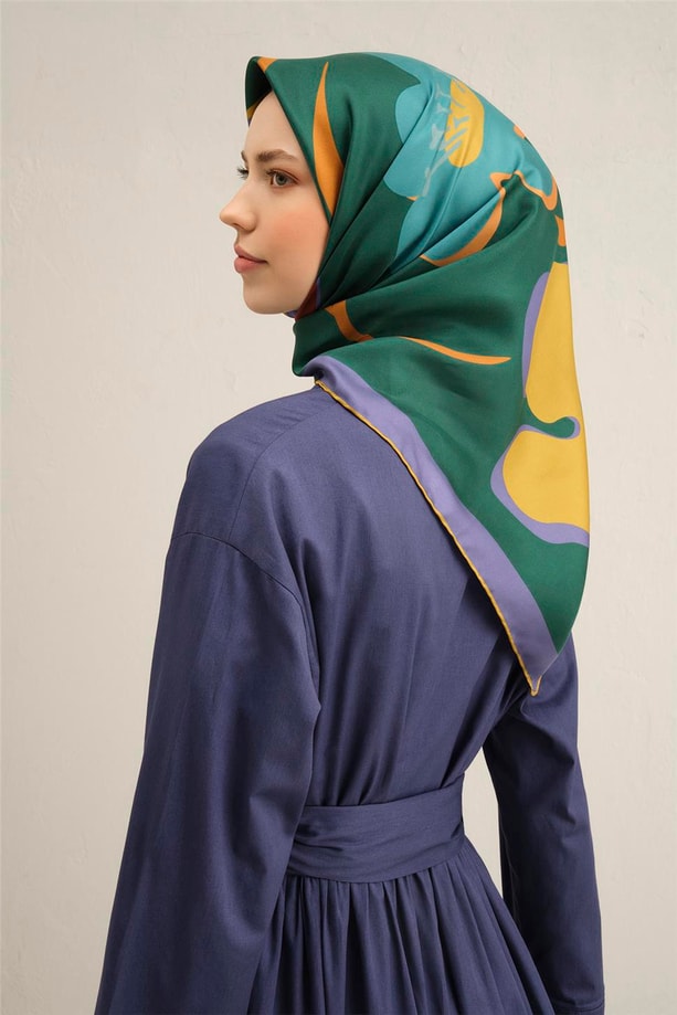 Armine Desenli Saf İpek Sura Eşarp 9317 53