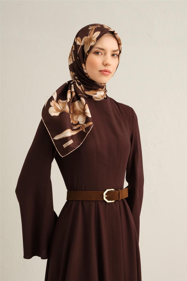 Armine Çiçek Desenli Saf İpek Twill Eşarp 9324 52
