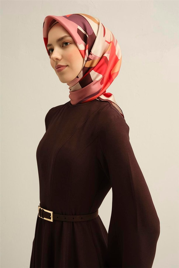 Armine Desenli Saf İpek Twill Eşarp 9328- 83
