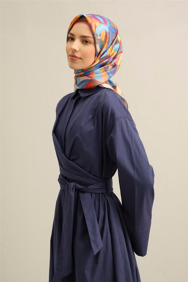 Armine Desenli Saf İpek Twill Eşarp 9329- 01