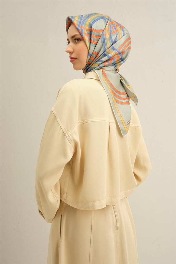 Armine Soyut Desenli Saf İpek Sura Eşarp 9333 35