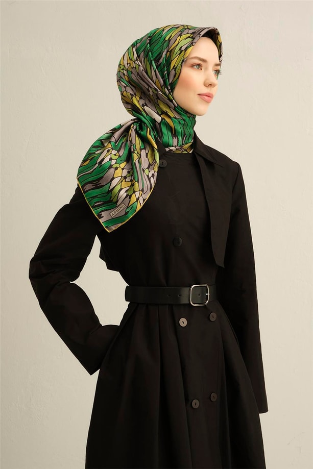 Armine Çiçek Desenli Saf İpek Twill Eşarp 9335 84