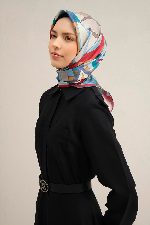 Armine Geometrik Desenli Saf İpek Twill Eşarp 9336 81