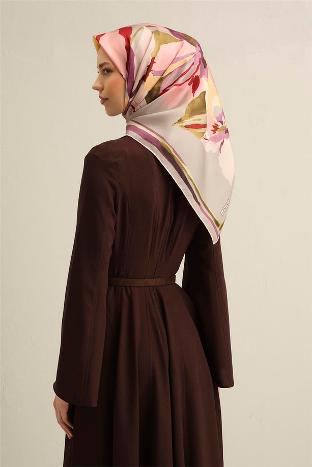 Armine Monogram Desenli Saf İpek Twill Eşarp 9340 32