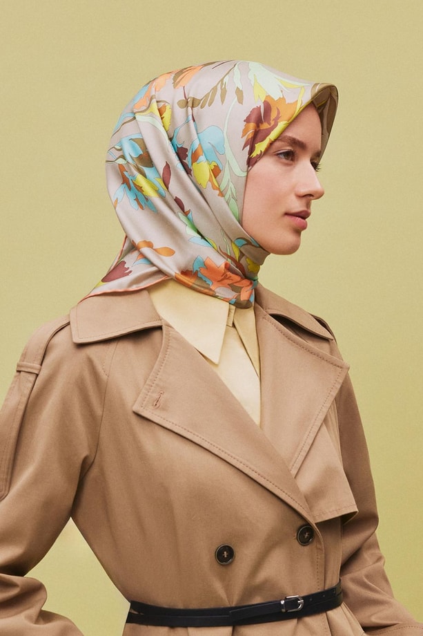 Armine Desenli Saf İpek Sura Eşarp 9342-02