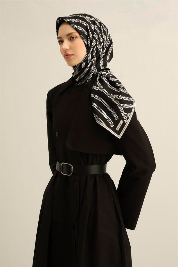 Armine Klasik Desenli Saf İpek Twill Eşarp 9351 55
