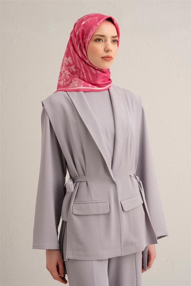 Armine Çiçek Desenli Saf İpek Twill Eşarp 9353 36