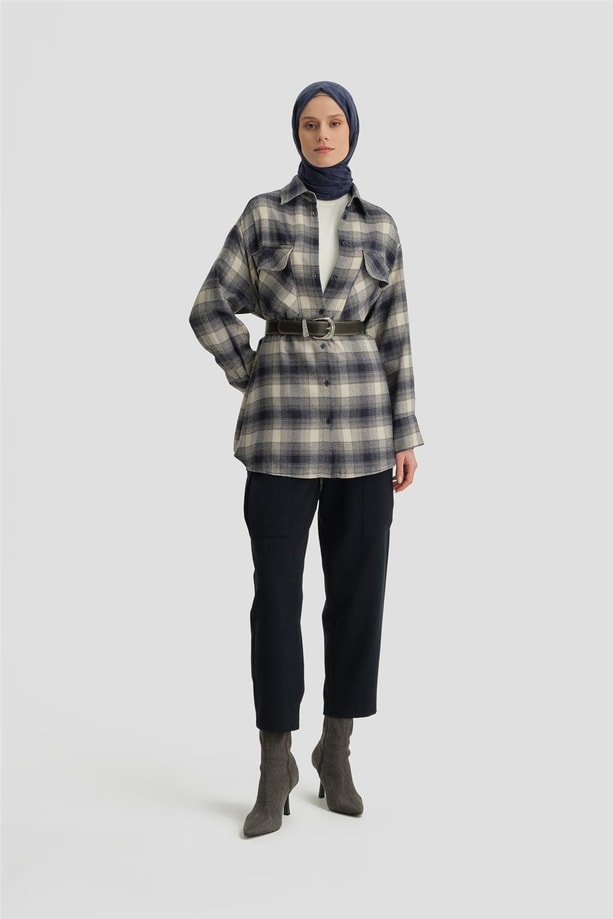 Armine Kapaklı Cepli Oduncu Gömlek ORT3637 Lacivert