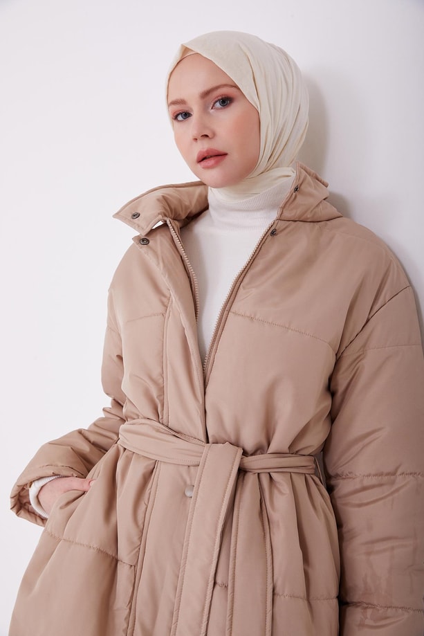 Armine Beli Kuşaklı Şişme Kaban 22K7808 Bej