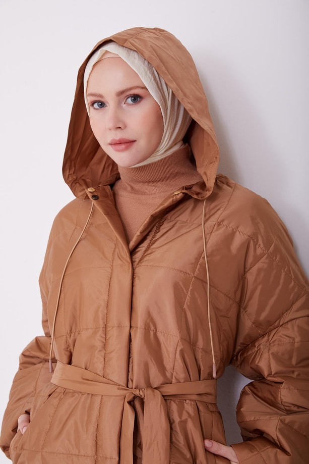Armine Seyyar Kapişonlu Kaban 22K7821 Camel