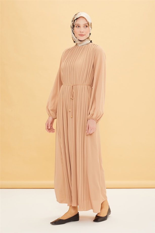 Armine Önü Piliseli Elbise 22Y9435 Camel