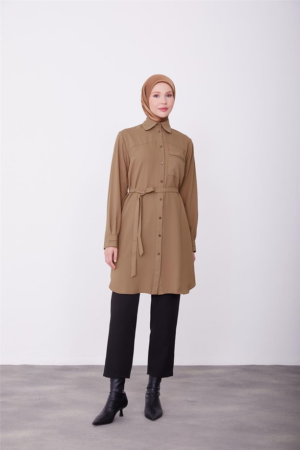 Armine Zincir Detaylı Tunik 23K4713 Badem