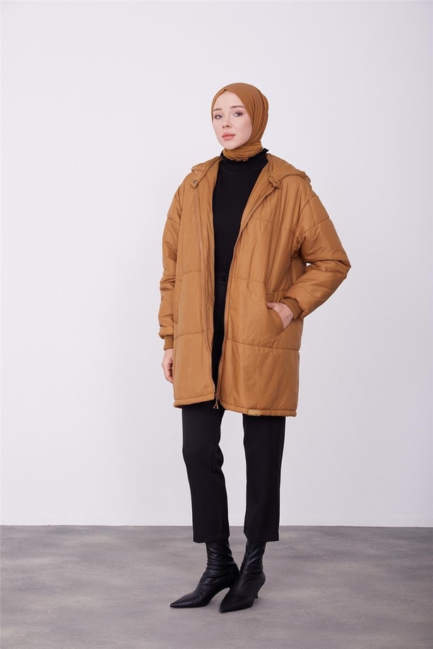 Armine Seyyar Kapüşonlu Oversize Kaban 23K7210 Camel