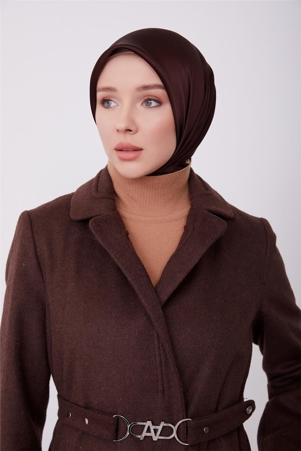 Yakası kabartmalı beli ayarlanabiilir logo tokalı tam boy manto 23K8612 Kahverengi