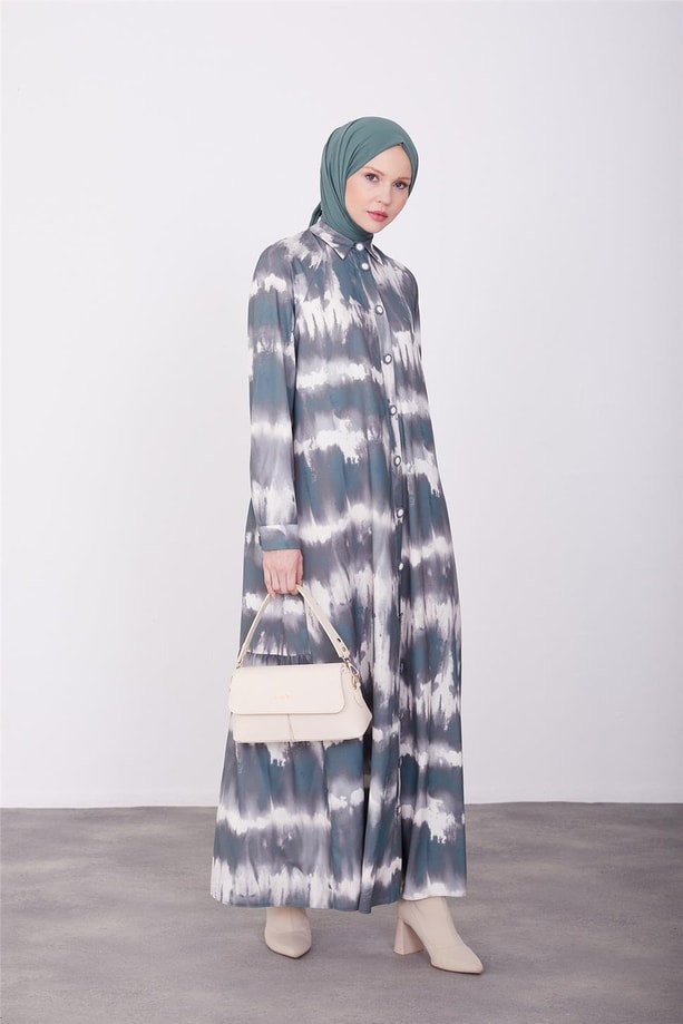 Önü düğmeli arkası büzgü detaylı elbise 23K9720 Yeşil