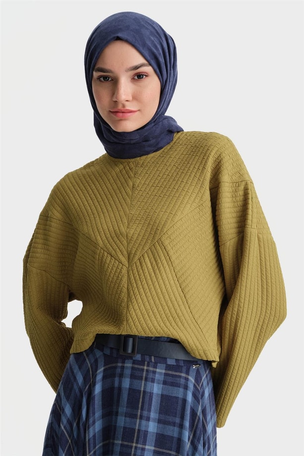 Armine Örme Çizgi Efektli Bluz 24K3616 Yeşil