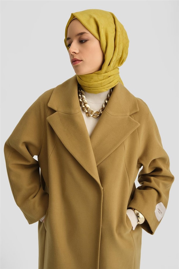 Armine Kup Ve Etiket Detaylı Kaban 24K8102 Asit