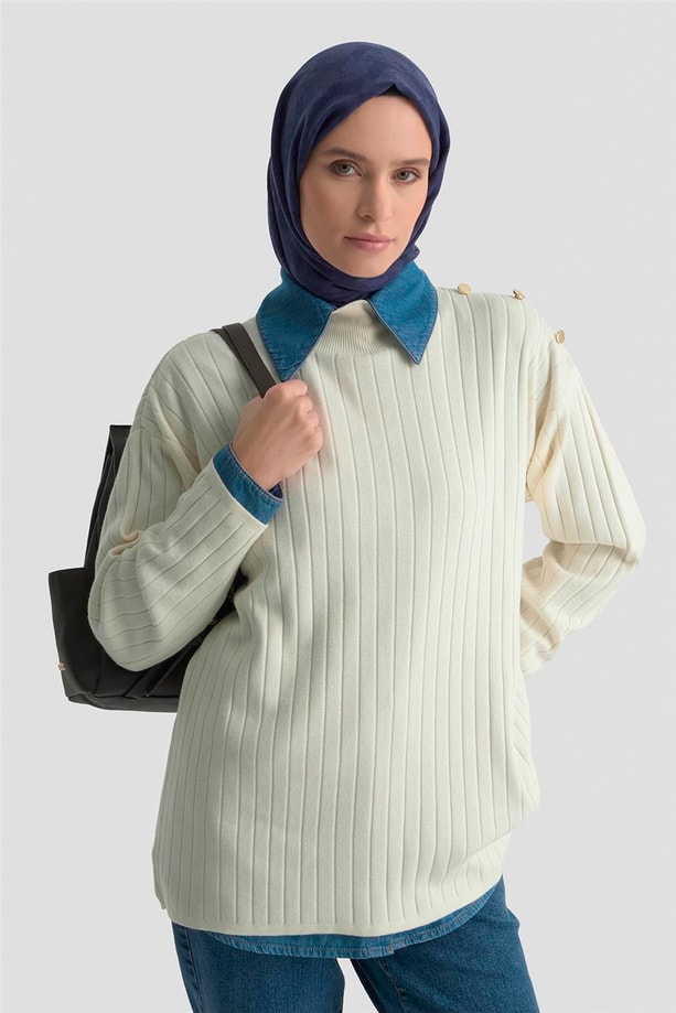 Armine Yüksek Yaka Triko Kazak 25KD6019 Ekru