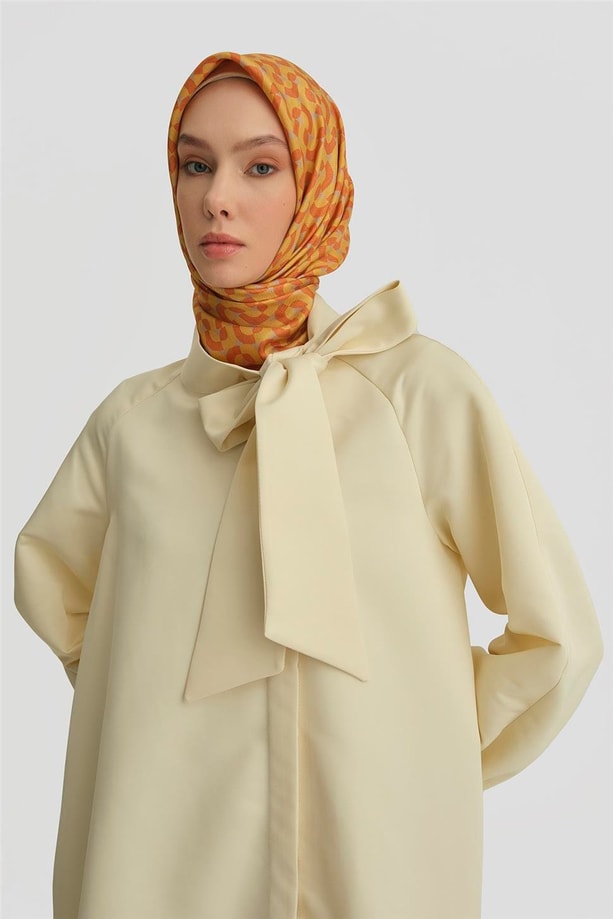 Armine Yakası Fiyonklu Reglan Kollu Kap 25Y7811 Aytaşı