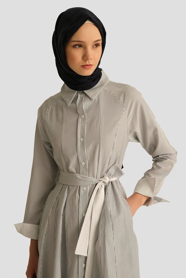 Armine Belden Açılan Çizgili Elbise 25Y9026 Beyaz