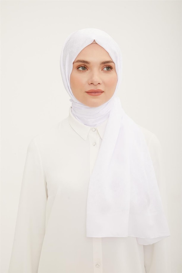 Armine Trend Leo Şal 01
