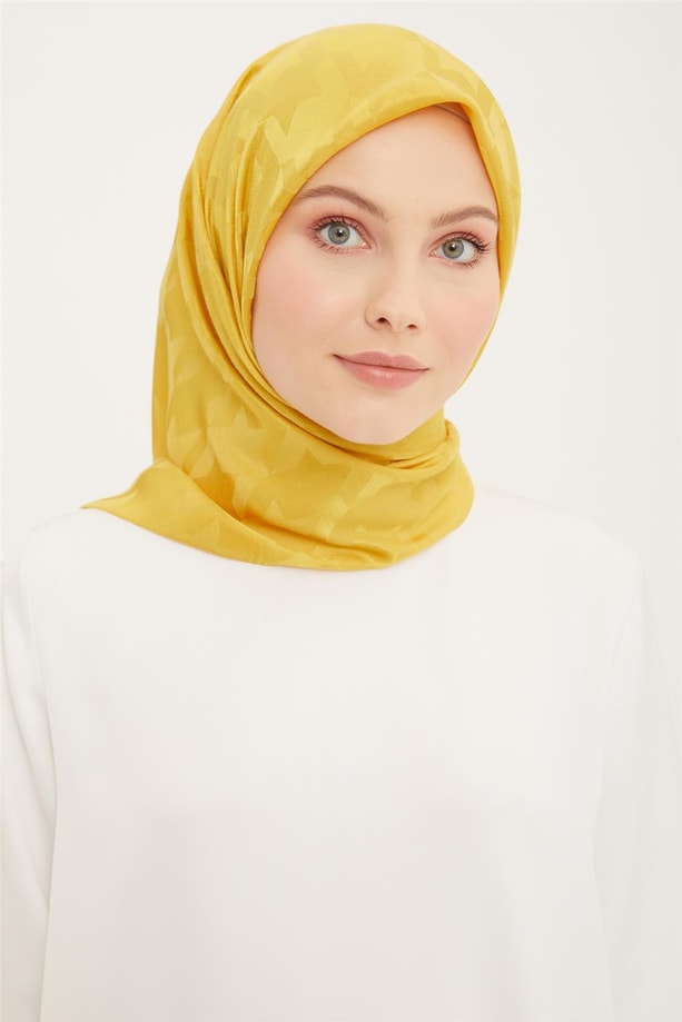 Armine Trend Ruby Eşarp 02