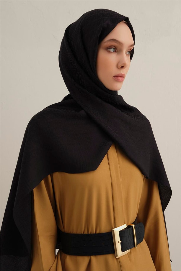 Armine Lyocell Naia Üçgen Monogram Şal 5 03