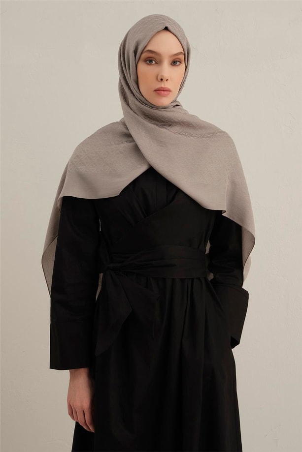 Armine Lyocell Naia Üçgen Monogram Şal 5 20