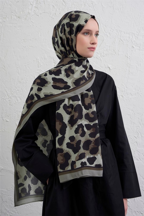 Armine İpek Tensel Leopar Şal 3 02