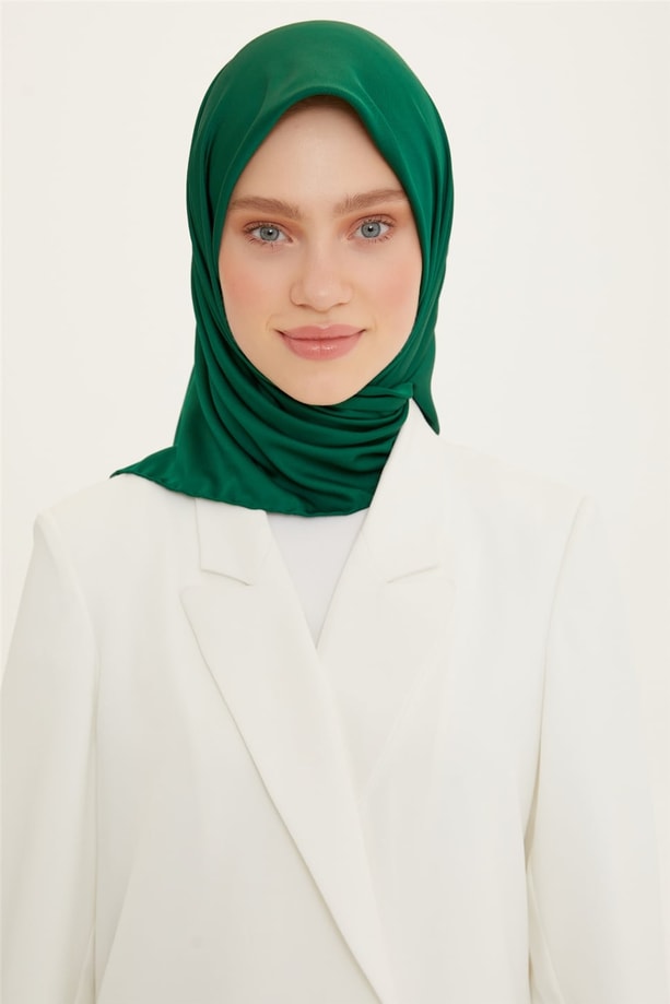 Armine Sport Eşarp Düz Fon 131