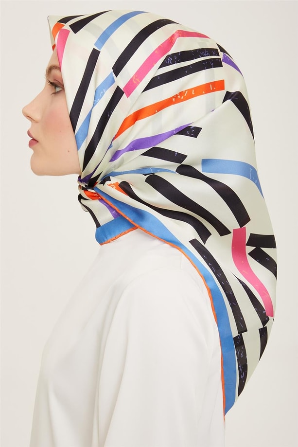 Armine Sura İpek Eşarp 24Ya9101 32