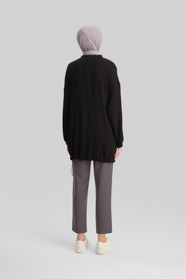 Armine Broşlu Bluz ORT3100 Siyah