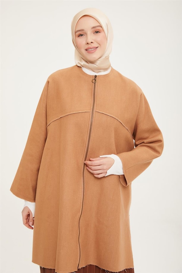 Armine Asimetrik Ve Oversize Fermuarlı Hırka 22K5915 Camel
