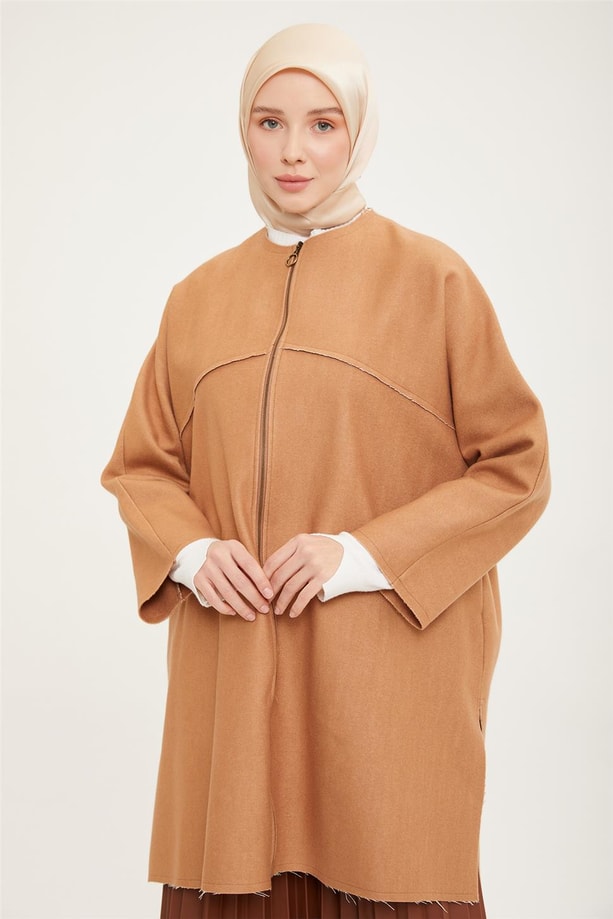Armine Asimetrik Ve Oversize Fermuarlı Hırka 22K5915 Camel