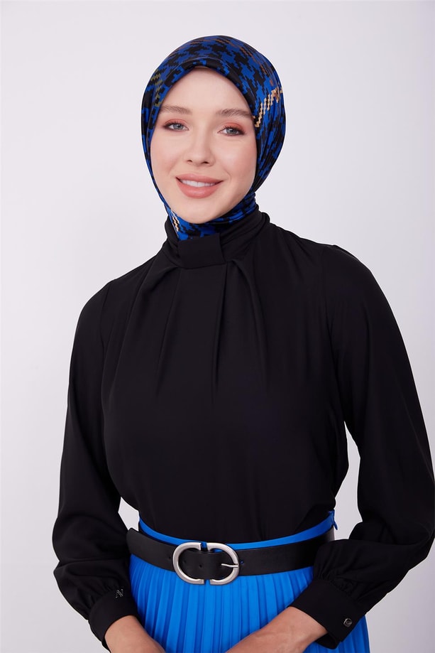 Yakası pileli bluz 23K3430 Siyah