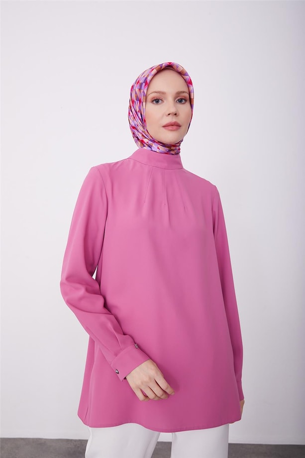 Armine Arkası Pilikaşe Detaylı Bluz 23K3435 Menekşe