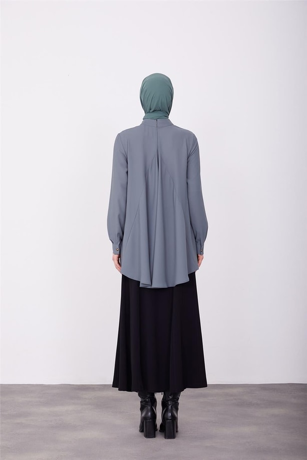 Armine Arkası Pilikaşe Detaylı Bluz 23K3435 Puslu Yeşil
