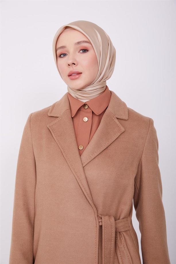 Yandan bağmalı kaban 23K7220 Camel
