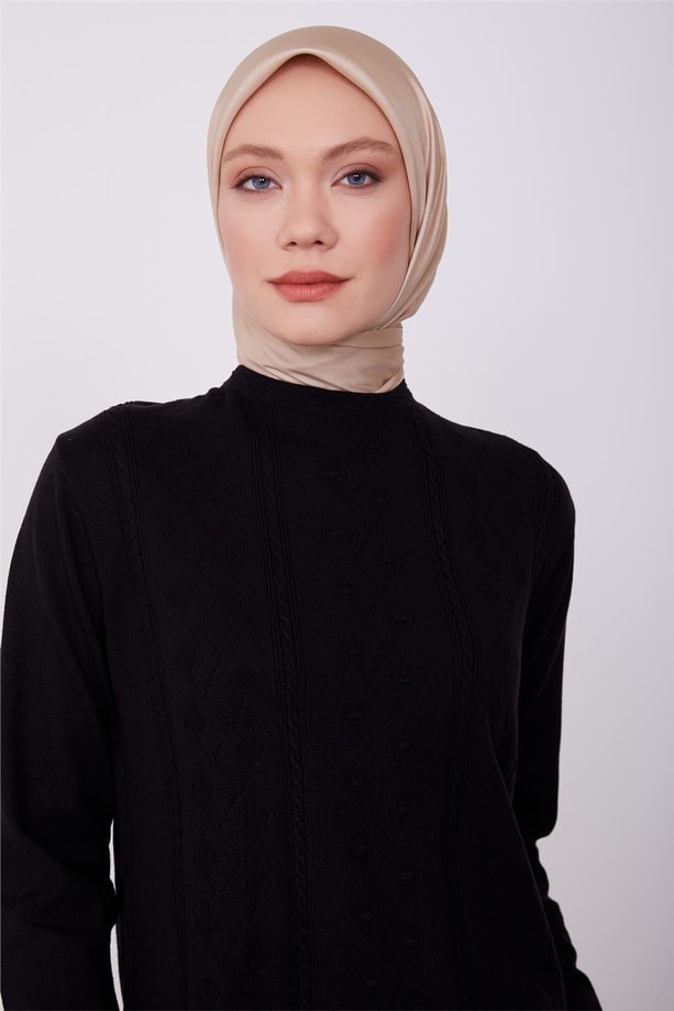 Armine Kazak 23KD9002 Siyah